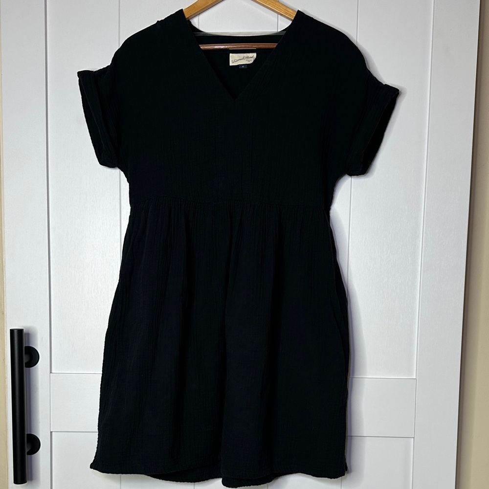 Universal Thread Black Mini Dress Size XS